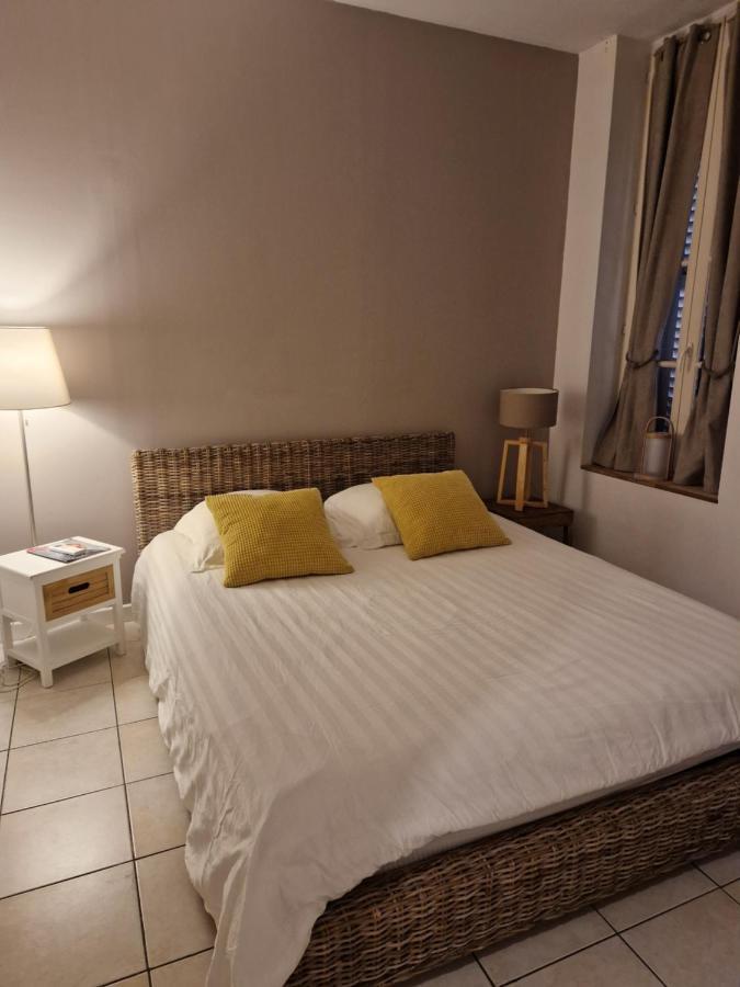 Apartamento 2 Pieces Dans Le Centre Avec Petite Terrasse 3*** Marsella Exterior foto