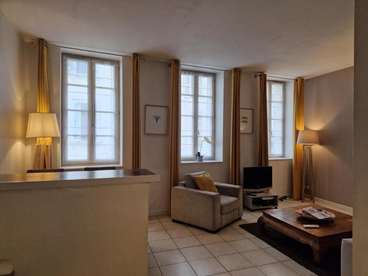 Apartamento 2 Pieces Dans Le Centre Avec Petite Terrasse 3*** Marsella Exterior foto